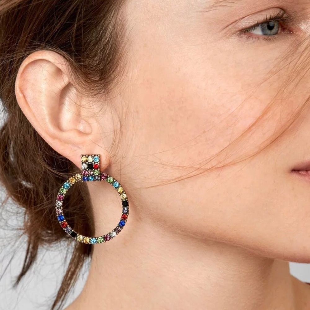 Colorful round drop earrings